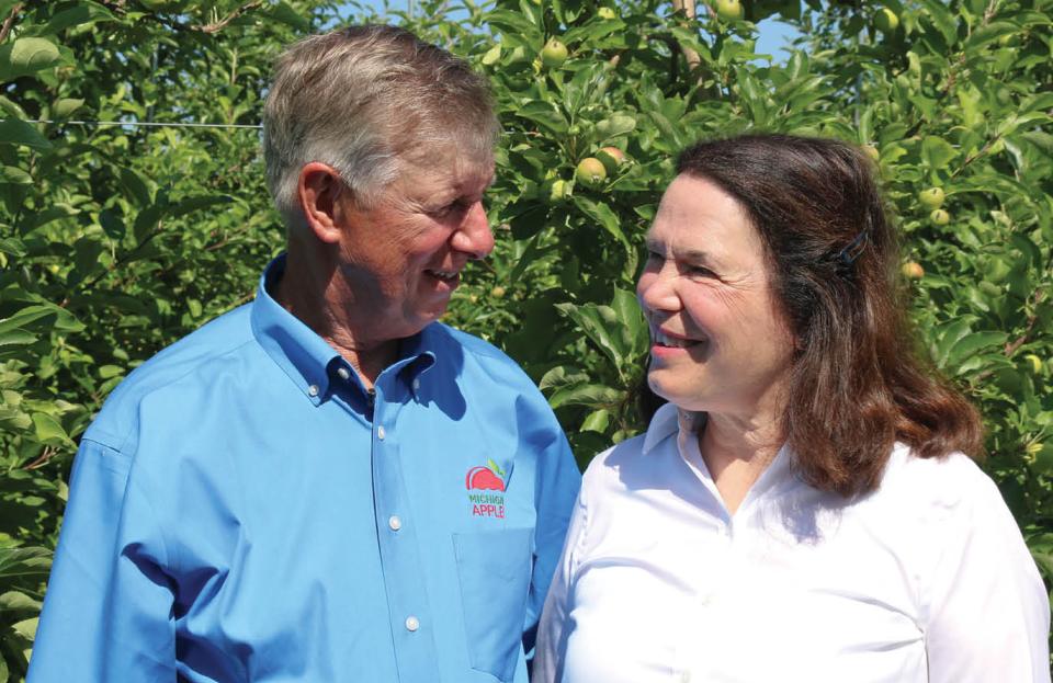 Farmer Fred's - CORTLAND APPLES $18/BUSHEL..at Farmer Fred's